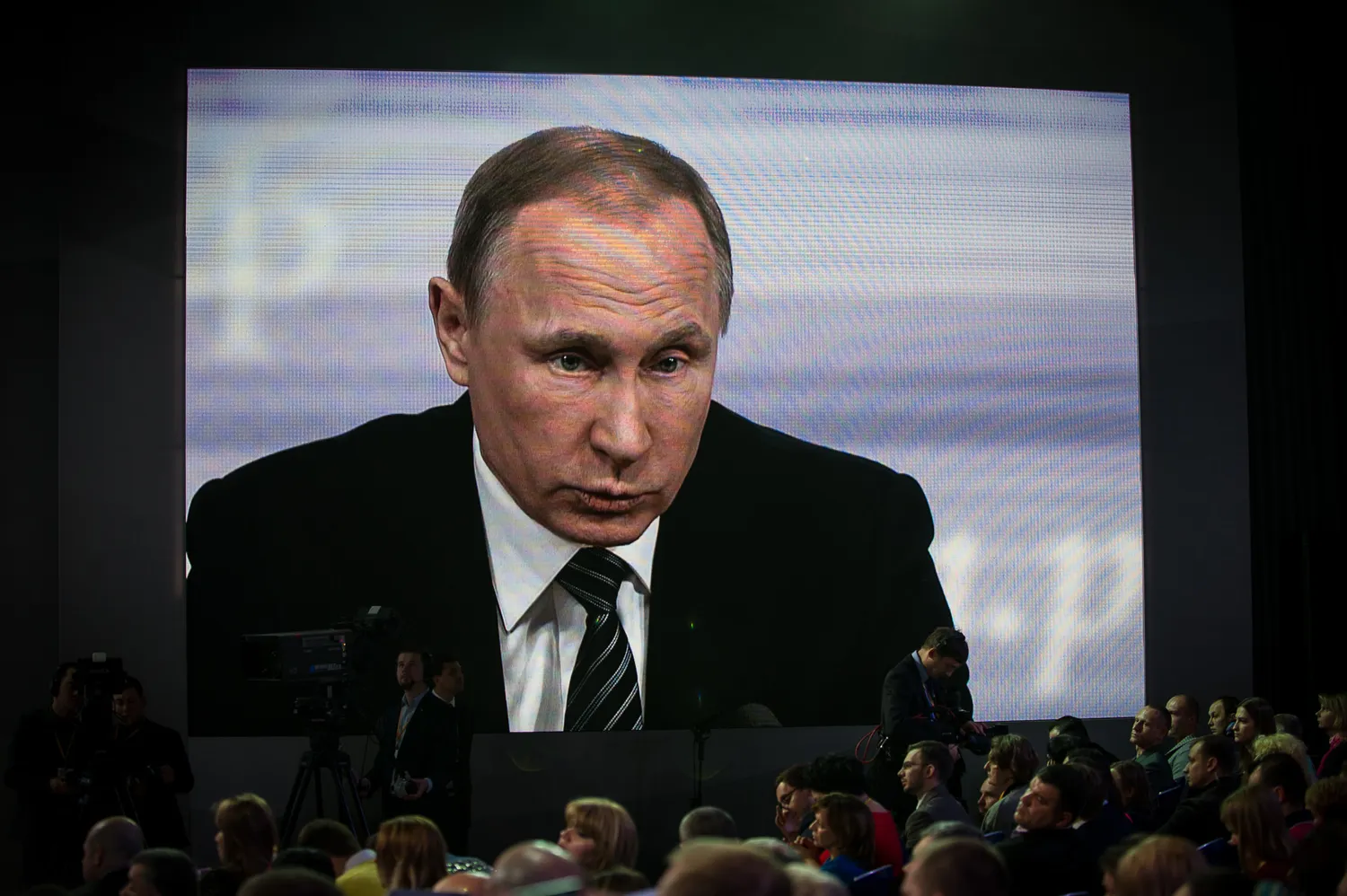 Владимир Путин подписал закон о ежемесячной отчетности в ПФР