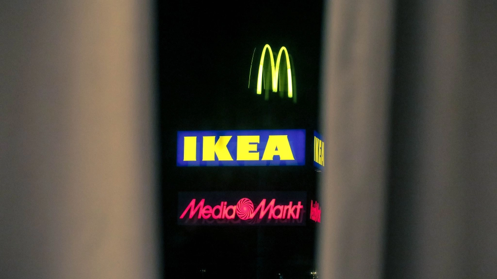 IKEA закончит онлайн-распродажу 15 августа и уйдет из России. Работники не хотят увольняться
