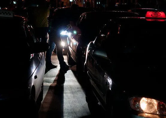 Расход на такси. Фото Бориса Мальцева, ИА "Клерк.Ру"
