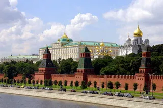 Исторические места Москвы очистят от наружной рекламы