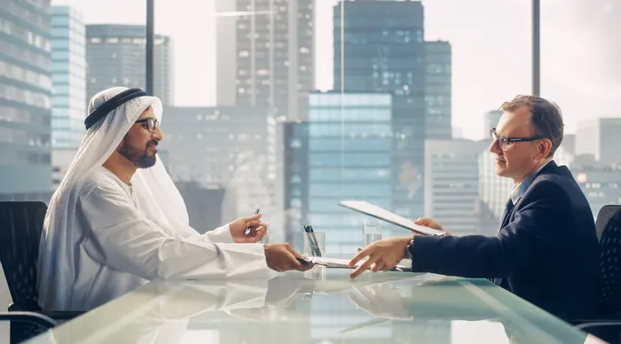 Как открыть банковский счет в ОАЭ для ведения бизнеса в 2024 году