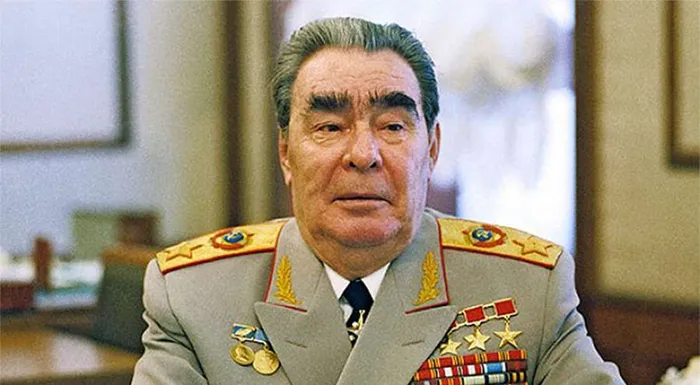 Как бы повело себя в ситуации с коронавирусом руководство СССР. Например, при Брежневе?