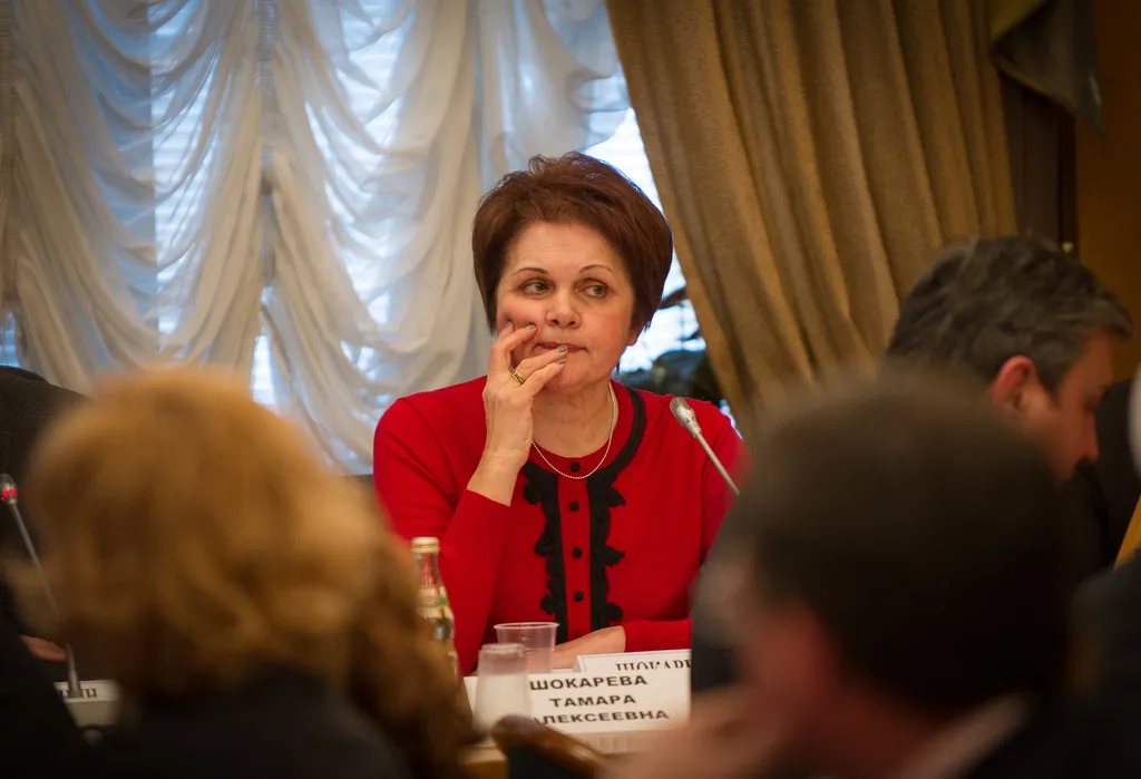 По прямой дорожке