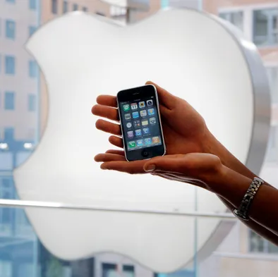Apple извинилась за проблемы с IPhone