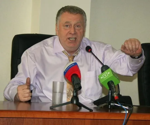 Жириновский подал документы для выдвижения кандидатом в президенты 
