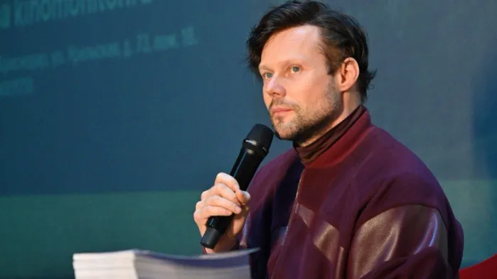 «Проникновенное кино со светлым вайбом». Известный актер Даниил Воробьев посетил Краснодар с показом нового приключенческого фильма «Волчок»