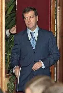 Дмитрий Медведев сохранил должность в Газпроме