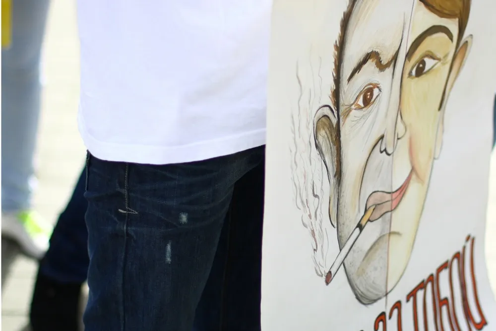 Минздрав призывает запретить курение кальяна в общественных местах