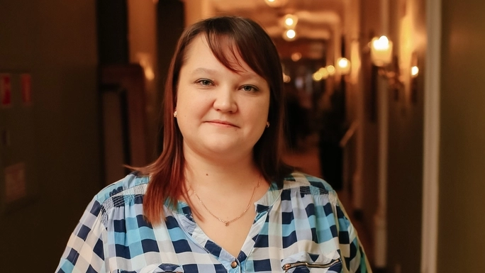 Про магическую удаленку, вышивку, делегирование и любовь с «Клерком». Интервью с главредом Еленой Балаклицкой