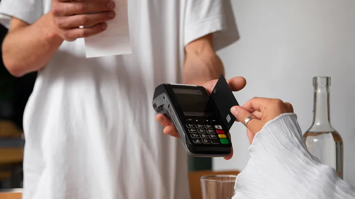 Как налоговая проверяет ККТ в 2026 году: способы контроля и штрафы