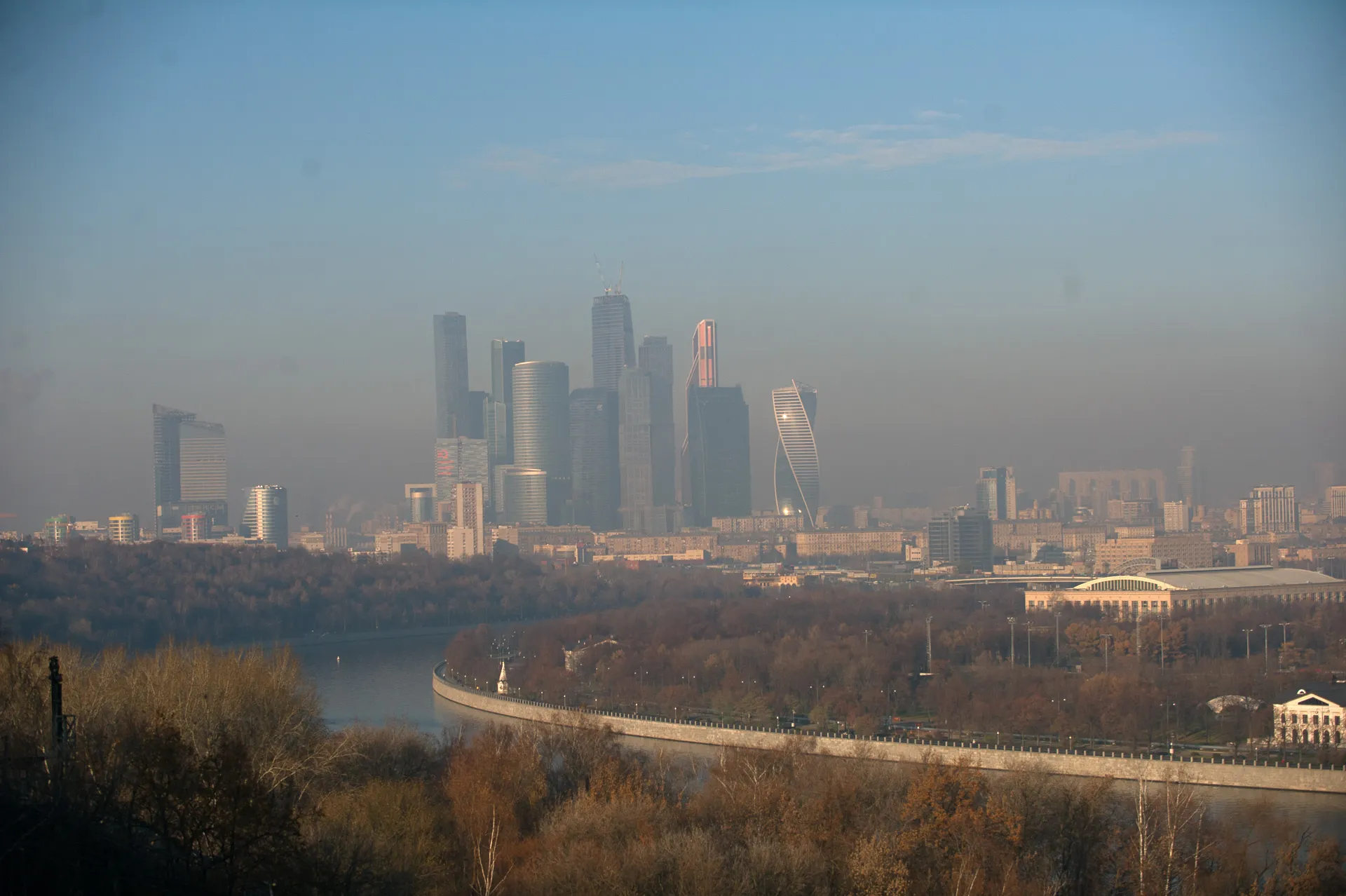 Воробьевы горы москва сити. Экология в Хамовниках.
