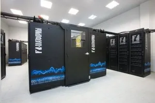 В МГУ построили суперкомпьютер