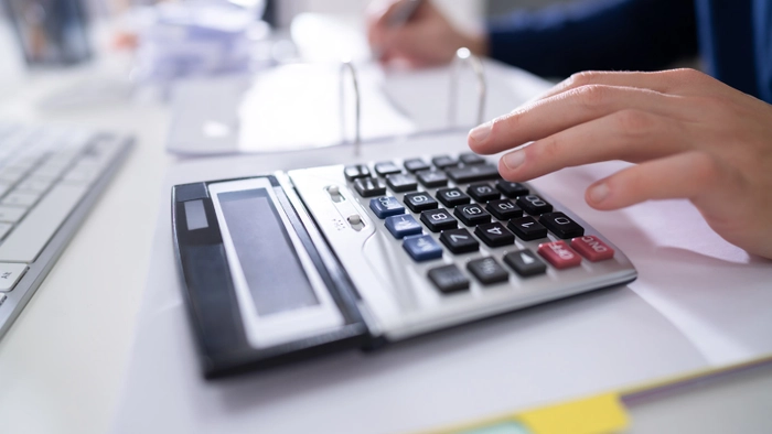 ФНС разъясняет, как подать уведомление об исчисленных суммах авансовых платежей по налогам на имущество организаций