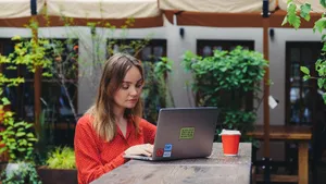 Обменники криптовалюты в России в 2025: проверенные площадки без скрытых платежей