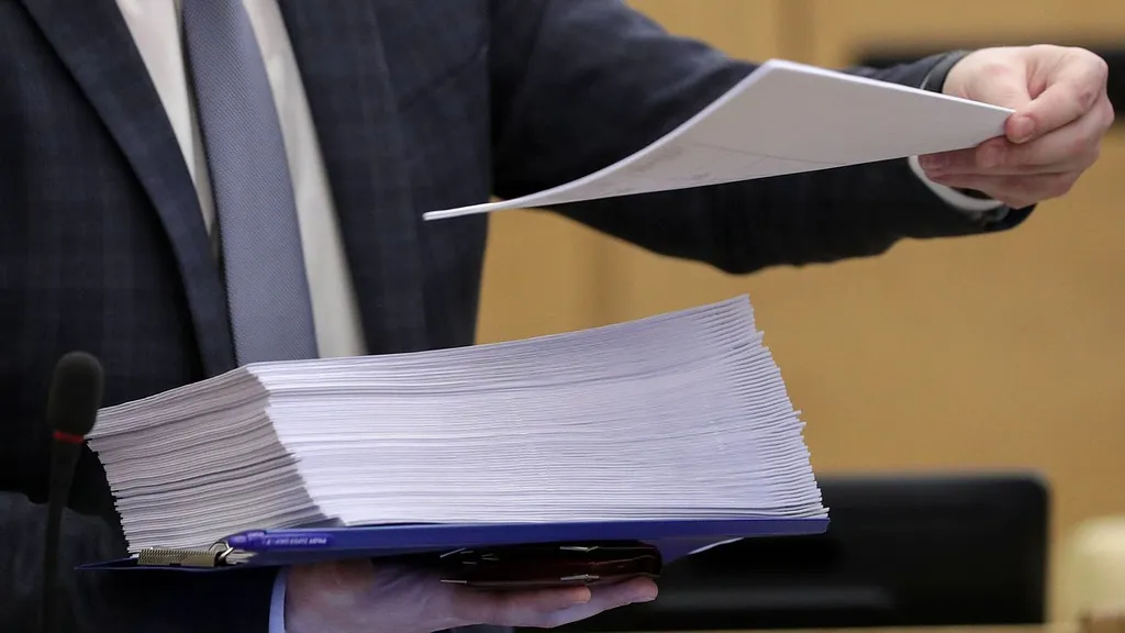 Страховые взносы-2023: как изменится предельная величина базы, необлагаемые выплаты и порядок применения пониженных тарифов