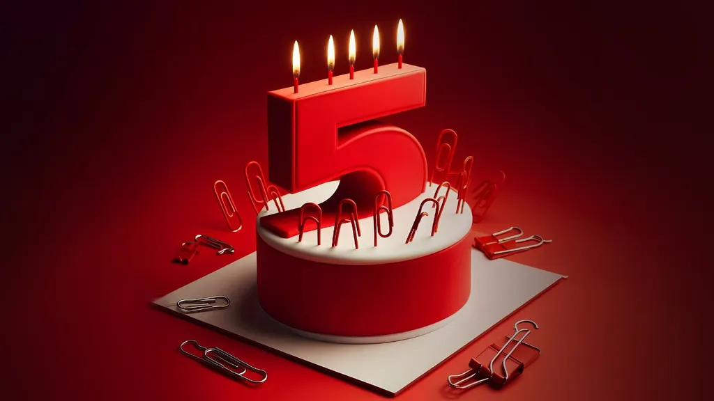 🎂 Пятилетие школы «Клерка» празднуем скидками! Онлайн-курсы от 2 990 рублей