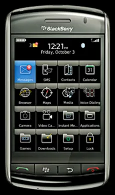 Смартфон BlackBerry Storm. Фото mlive.com