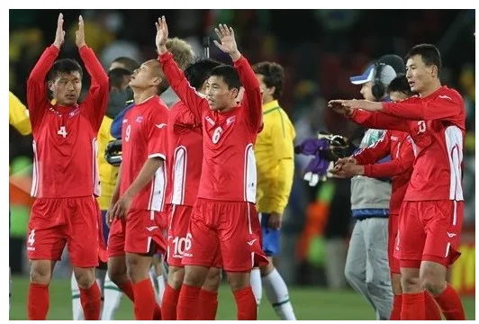 Вместе у телевизора: За Родину, пацаны!