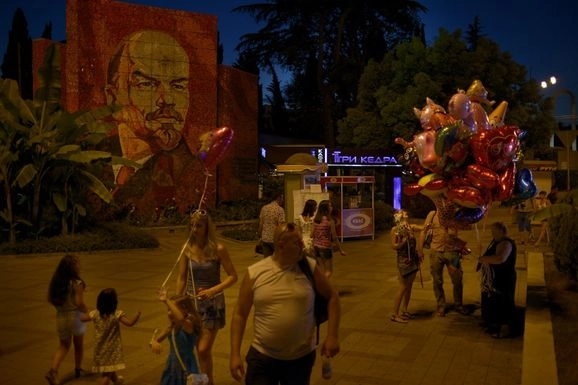 Ленин способен привлечь в Россию китайские деньги