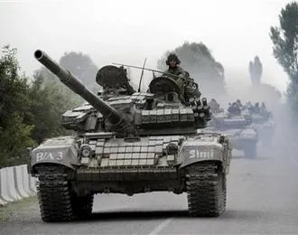 Грузинские танки вошли в Цхинвали