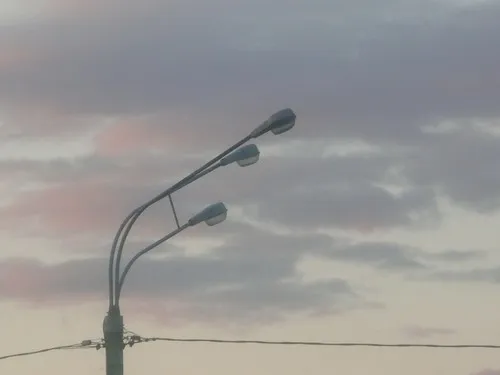 Бизнес-инкубаторы должны меньше платить за подключение к электричеству