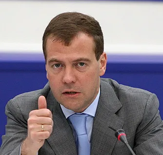 Медведев подписал закон о предоставлении участков континентального шельфа
