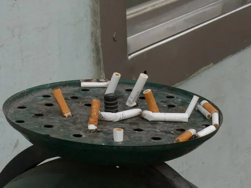Табак поставят в законные рамки