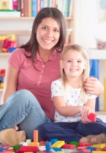 Деятельность нянь хотят лицензировать