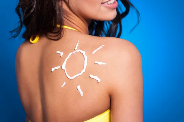 Защита от солнца: частые вопросы про SPF-крем. Советы дерматолога