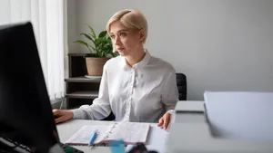 Как заполнить декларацию по НДС за 3 квартал 2025 года: подробная инструкция с образом