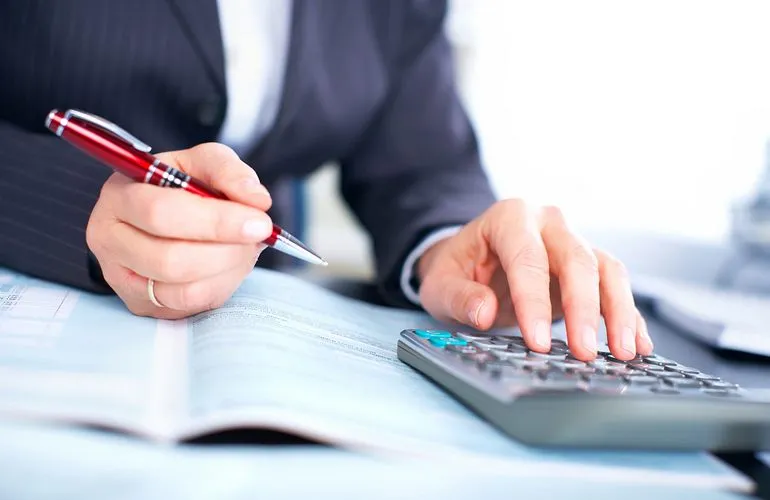 Власти хотят все знать про расходы руководителей госучреждений