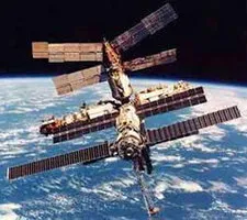 Орбиту МКС изменили, готовясь к стыковке с шаттлом Атлантис