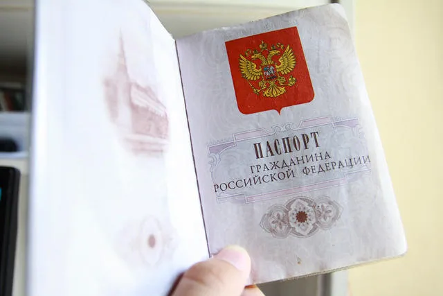 МВД готово вносить отпечатки пальцев в биометрические паспорта