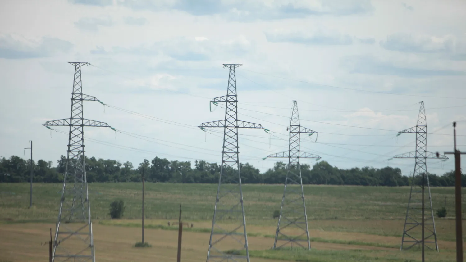 Сетевая организация обязана уведомлять потребителя об отключении электроэнергии