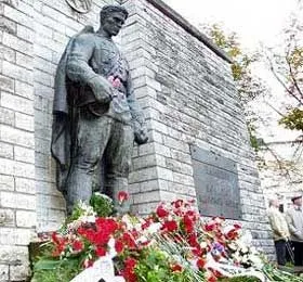 Памятник Воину-освободителю останется на своём месте до 9 мая