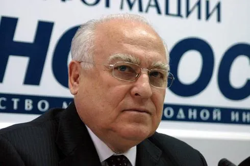 Виктор Черномырдин, посол России на Украине