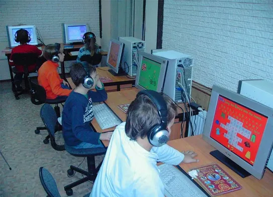 Салон компьютерных игр. Фото ИТАР-ТАСС