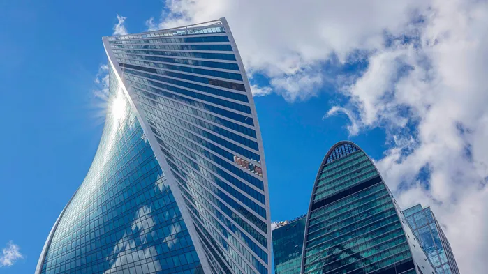 Криптообменник в Москва-Сити: Где обменять наличные на криптовалюту