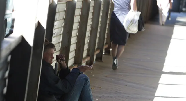 Попрошаек, использующих малолетних детей, лишат свободы