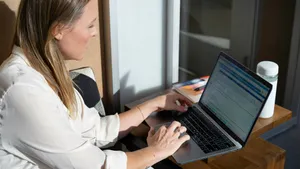 Оператор персональных данных в 2025: кто обязан регистрироваться в Роскомнадзоре и как это сделать правильно?