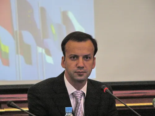 Дворкович: акционирование госкорпораций не исключено